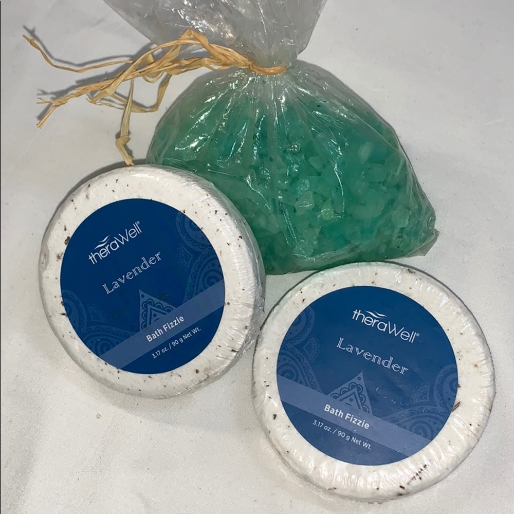 Bath Fizzle + Bath Salt